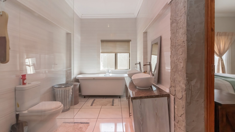 3 Bedroom Property for Sale in Kroonstad Rural Free State